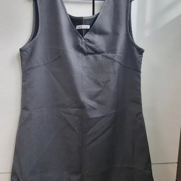 [BUNJANG] Place Studio Sleeveless V-Neck Maxi Dress Grey / 플레이스 스튜디오 민소매 V넥 원피스 그레이