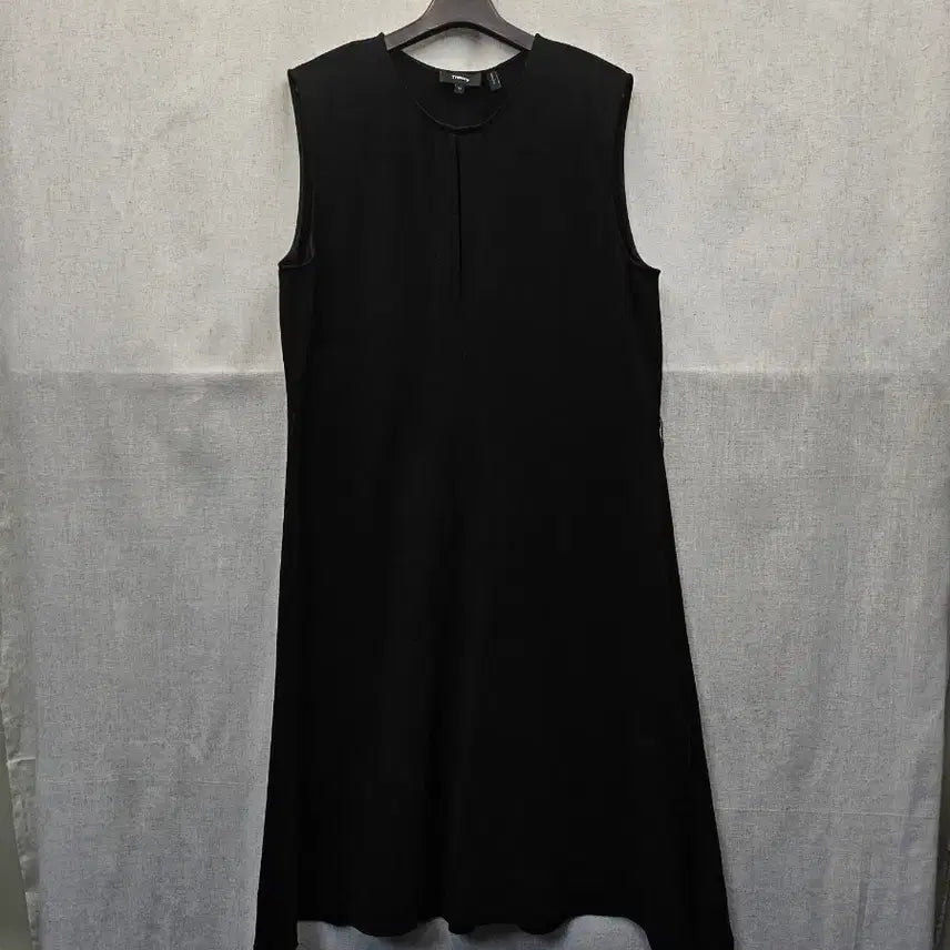 [BUNJANG] Theory Black Sleeveless Midi Dress / 띠어리 블랙 민소매 원피스(438