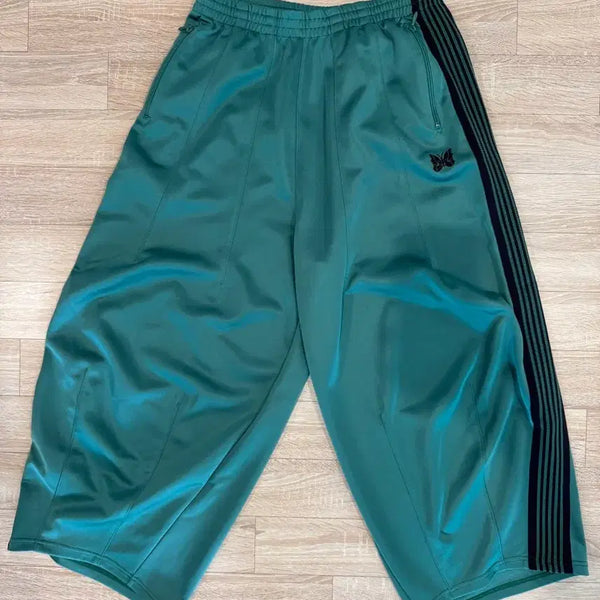 [BUNJANG] Needles H.D. Track Pants Poly Smooth Emerald M / 니들스 H.D. 트랙 팬츠 폴리 스무스 에메랄드