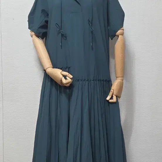 [BUNJANG] Deep Green Crinkled Long Dress / 딥그린 바스락 롱원피스