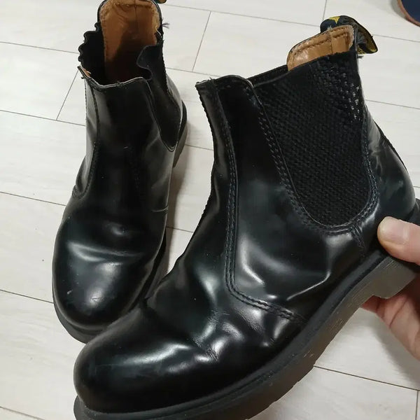 [BUNJANG] Dr. Martens 2976 Chelsea Boots Smooth Leather / (UK4 / 230) 닥터마틴 2976 소가죽 첼시부츠 워커
