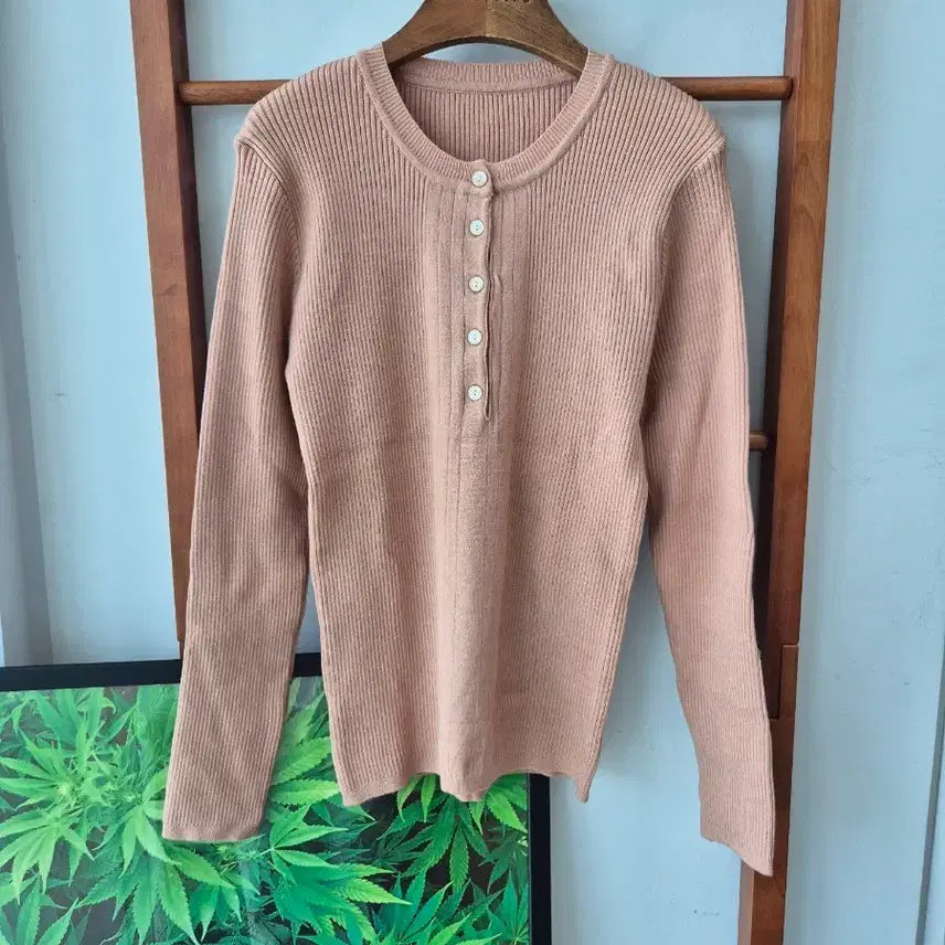[BUNJANG] Ribbed Button Henry Neck Knit - Pink Beige / (새상품)골지 단추 헨리넥 니트 핑크베이지