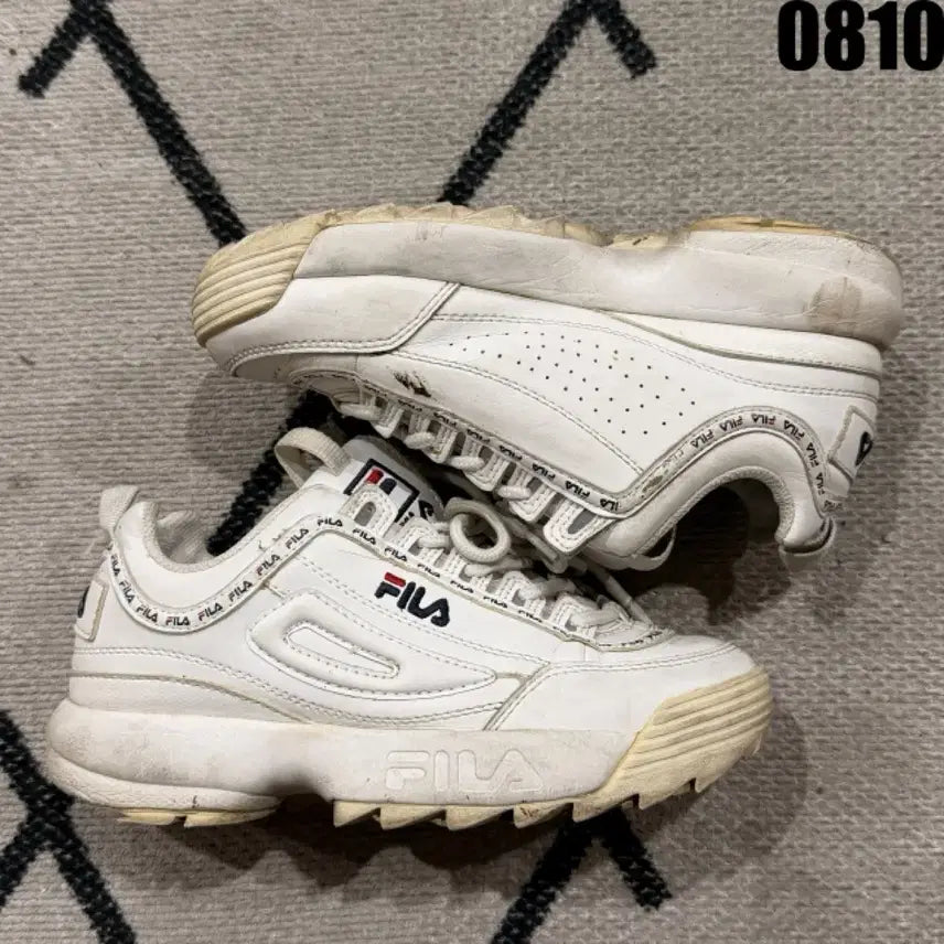 [BUNJANG] Fila Disruptor 2 White Sneakers 230mm / 휠라 디스럽터2 흰색 운동화 230