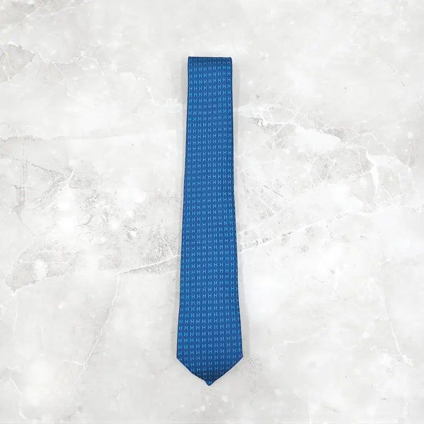 [BUNJANG] Hermes Faconnee H Bicolor Silk Necktie / 에르메스 파코네 H 바이컬러 실크 넥타이 H036322T