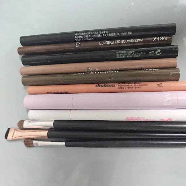 [BUNJANG] Too Cool For School Defining Cover Concealer (21), POBIA Last Auto Gel Eyeliner (14 Almond Beige), Luna TwoEdit Contouring Highlighter Multi Stick (02 Pink Light), The Bōm Eye Makeup Pencil Set & More / 펜슬 팔아요