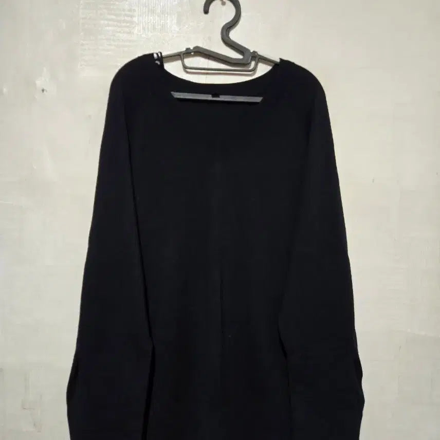 [BUNJANG] COS Navy V-Neck Oversized Knit Sweater / COS 네이비 브이넥 오버핏 니트 M
