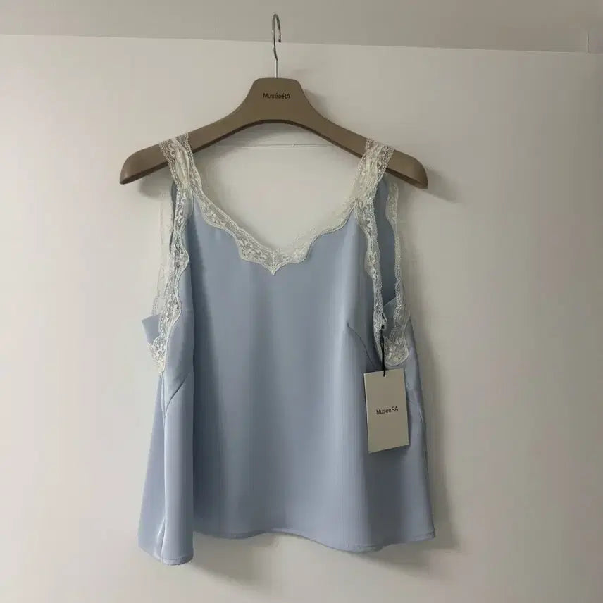 [BUNJANG] Muziera Silky Lace Camisole Size 36 / 뮤제라 실키 레이스 슬리브리스 36