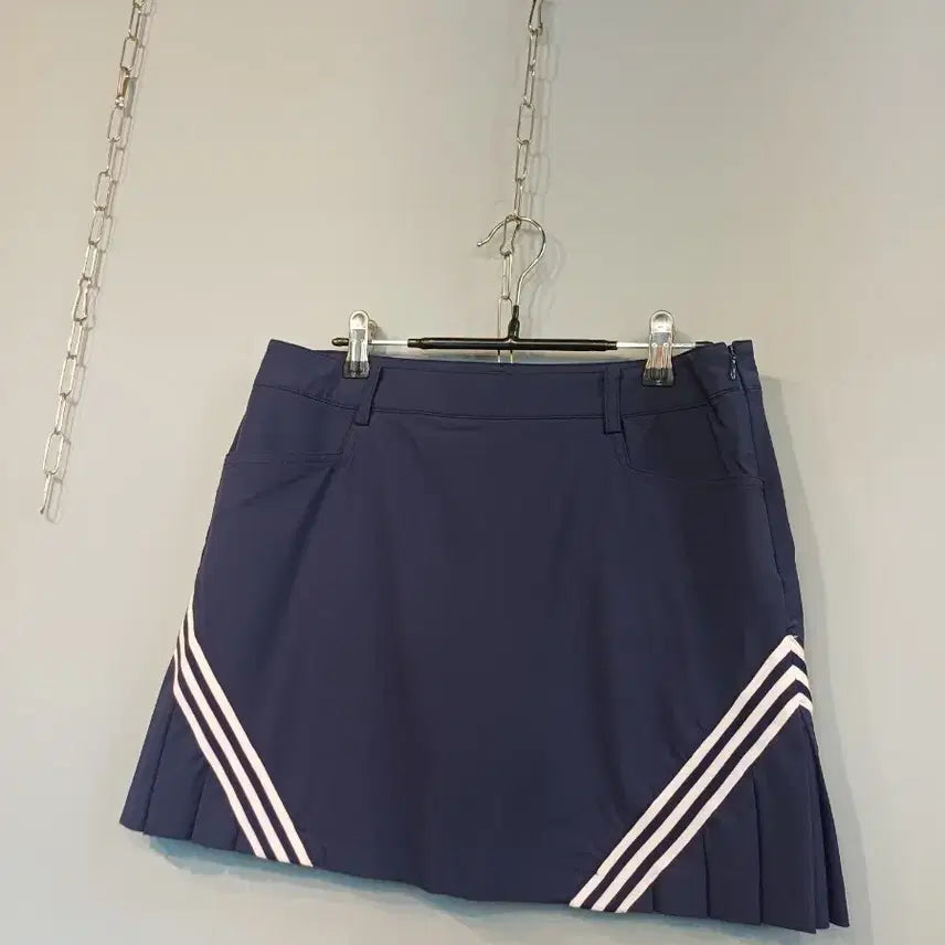 [BUNJANG] Waide Angle Women's Golf Skirt Navy Size 73 / 외이드 앵글  여성 골프 치마 네이비 73