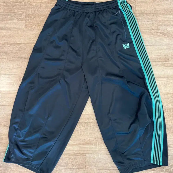 [BUNJANG] Needles x Studios H.D. Track Pants Poly Smooth Navy / 니들스 x 스튜디오스 H.D. 트랙 팬츠 폴리 스무스 네이비