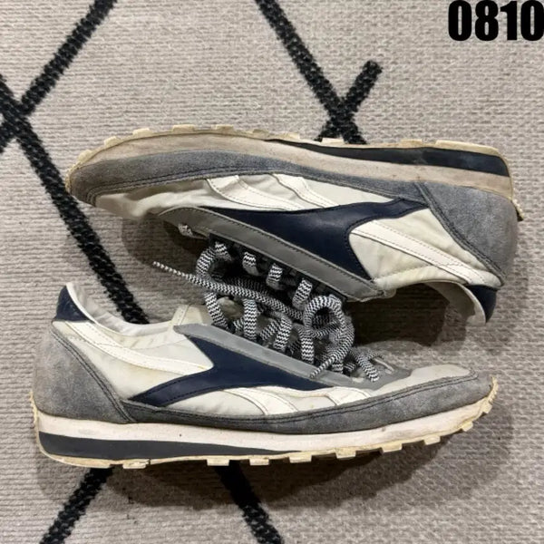 [BUNJANG] Reebok Sneakers Gray/Navy Size 240 / 리복 운동화 그레이/네이비 240