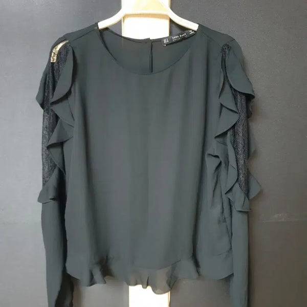 [BUNJANG] Zara Black Mesh Frill Sleeve Blouse / 진짜만원 자라 55 망사프릴소매 블라우스 블랙