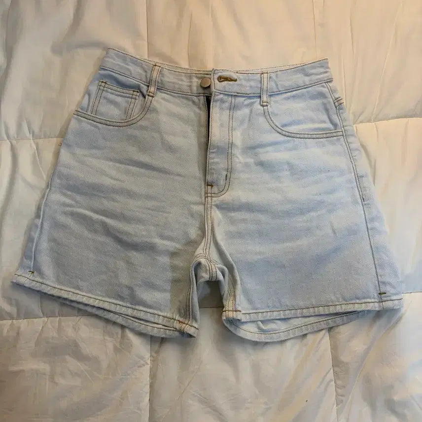 [BUNJANG] Women's Light Wash Denim Shorts / 청바지 숏팬츠 연청