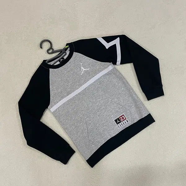 [BUNJANG] Nike Jordan Crewneck Sweatshirt Size 12-13 L / 12-13 L 나이키 조던 맨투맨 B.044