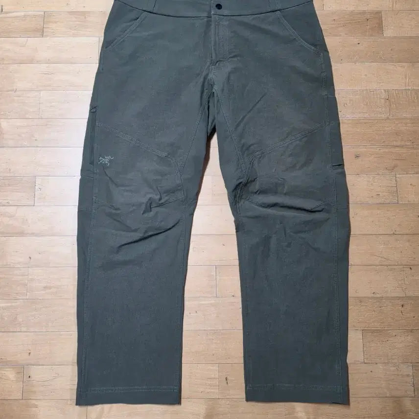 [BUNJANG] Arc'teryx Cronin Cotton Khaki 38S / 아크테릭스 크로닌 코튼 카키 38 S