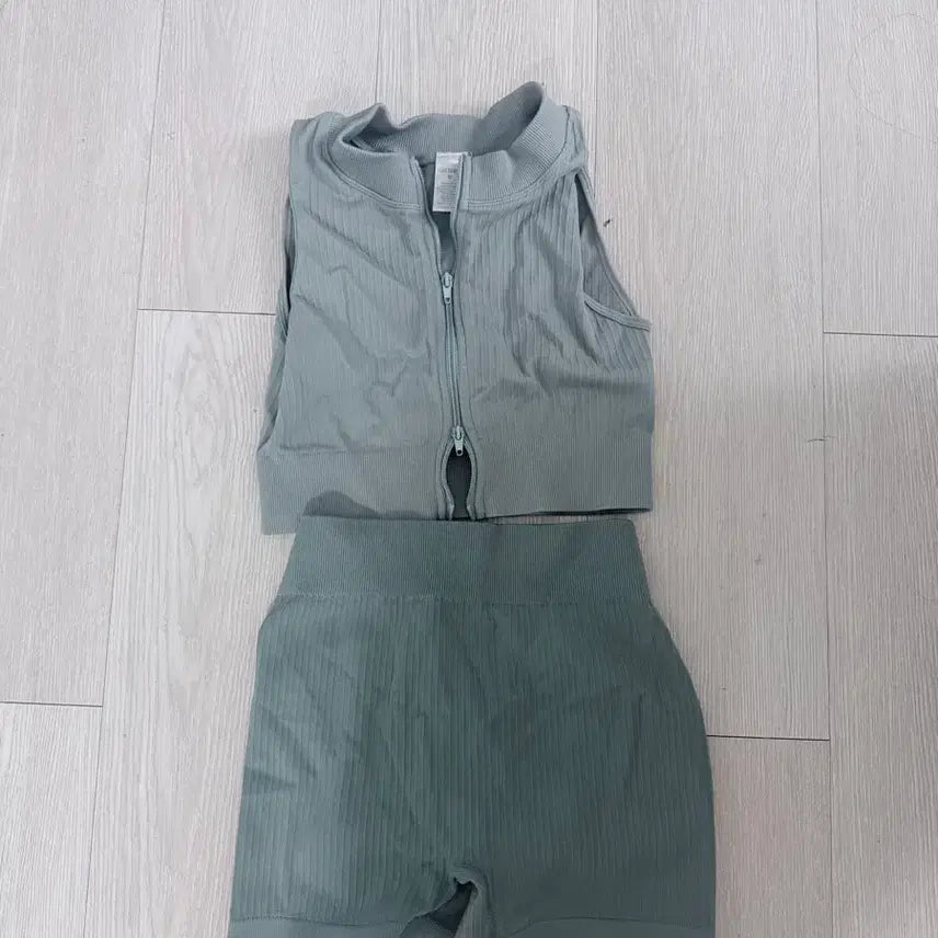 [BUNJANG] Athleisure Ribbed Set-Up / 애슬레저 골지 셋업
