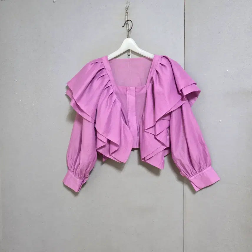 [BUNJANG] Purple Frill Short Style Jumper / 연보라 큰프릴 짧은스타일 점퍼 F   n8154