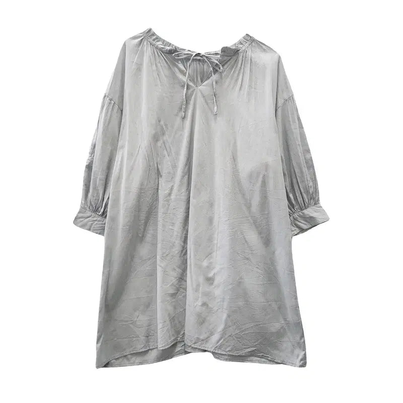 [BUNJANG] Mori Floral Embroidered Light Gray Blouse / 아방가르드 모리 플로럴 자수 라이트 그레이 블라우스 M