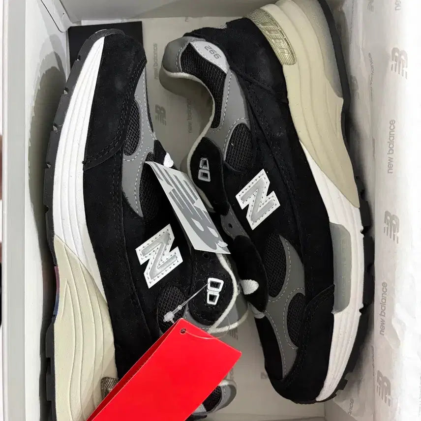 [BUNJANG] New Balance 992 Black (250mm) / 뉴발992 블랙(250mm)
