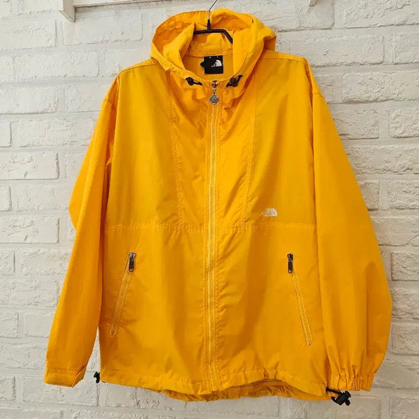 [BUNJANG] The North Face Men's Windbreaker Jacket - Yellow (M) / 일본 노스페이스 MEN'S  M 바람막이