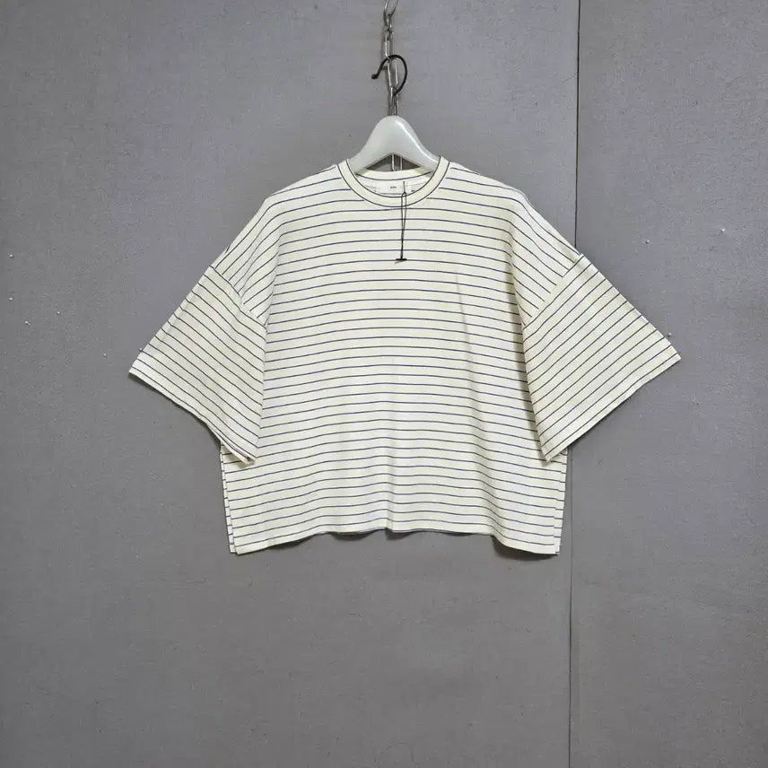 [BUNJANG] Soft Striped T-Shirt - Ivory/Black / 부드러운 줄무늬 티셔츠 F   n8158   미착용제품