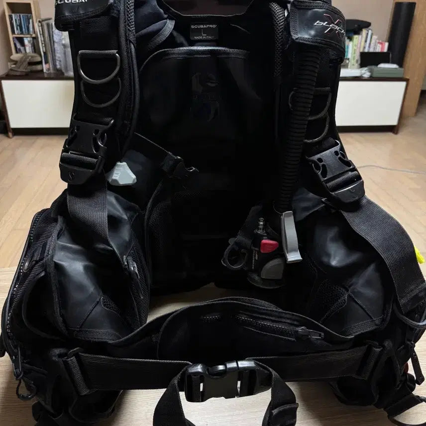 [BUNJANG] Scubapro X-Black BCD (Air2) Size L / 스쿠버프로 엑스블랙BCD (Air2)