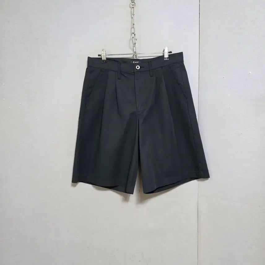 [BUNJANG] Lee Cotton Blend Cargo Shorts - Black, Size M / Lee 코디하기좋은 반바지 M   n8199