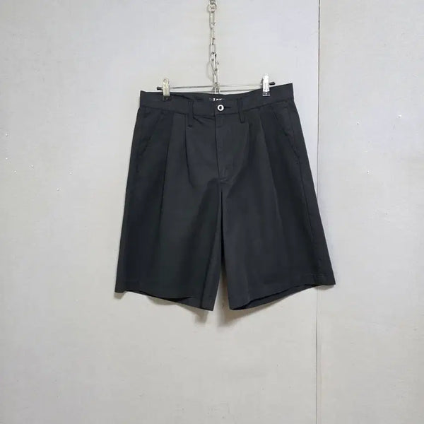 [BUNJANG] Lee Cotton Blend Cargo Shorts - Black, Size M / Lee 코디하기좋은 반바지 M   n8199