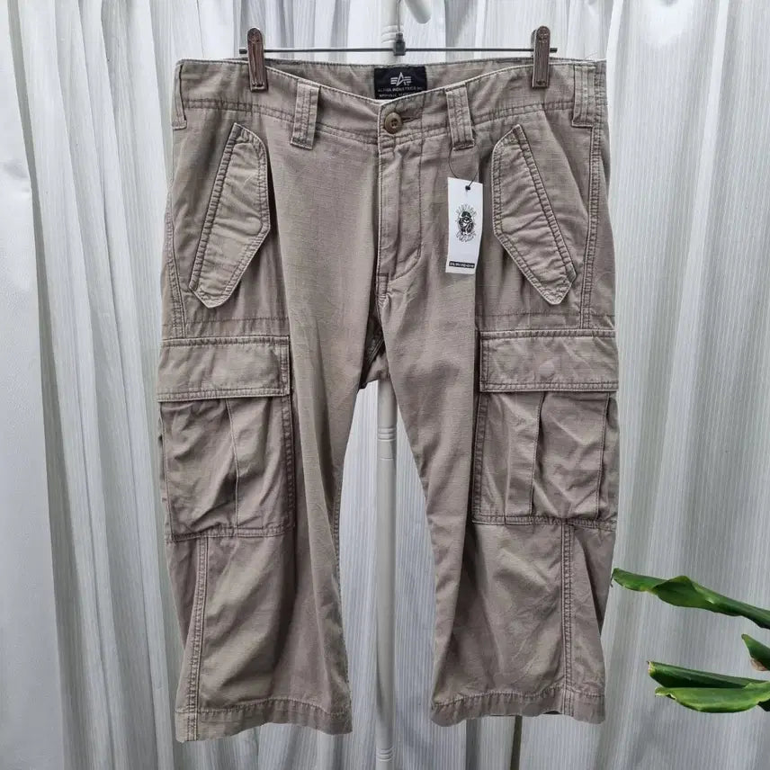 [BUNJANG] Alpha Industries Ripstop Cargo 7/8 Pants Beige / 알파 인더스트리 립스탑 카고 7부 팬츠 2285