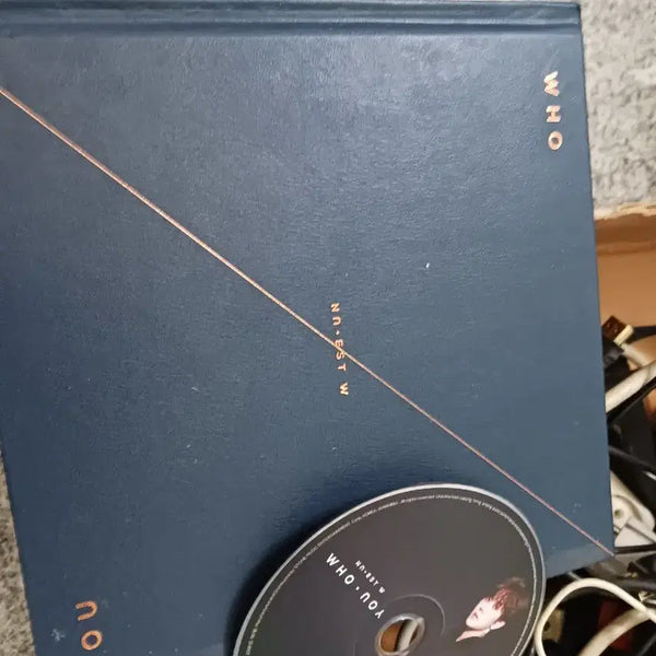 [BUNJANG] SEVENTEEN FML CD Album / 세븐틴 후.유  CD 앨범