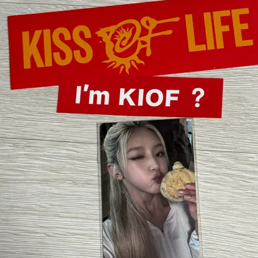 [BUNJANG] KISS OF LIFE Haeful I'm Donut Photocard Sticker Bundle Set / 키스오브라이프 하늘 아임도넛 포토카드 스티커 일괄