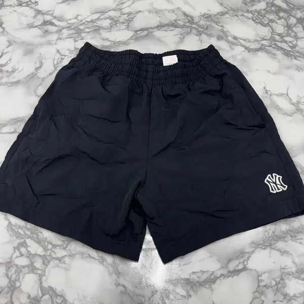 [BUNJANG] MLB Women's Shorts XS (67) / MLB 엠엘비 여성 반바지 xs(67)