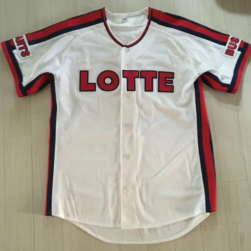 [BUNJANG] Lotte Giants Champion Home Replica Uniform Size 110 (Jeon Jun-woo) / 롯데자이언츠 챔피언 홈레플리카 유니폼 110 마킹 전준우