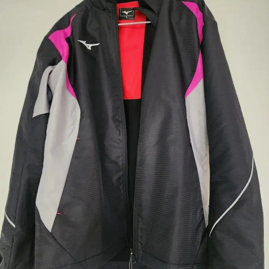 [BUNJANG] Mizuno Training Jacket 32JE1590 Black/Pink/Gray / 32JE1590 미즈노 트레이닝 자켓 블랙/핑크/그레이
