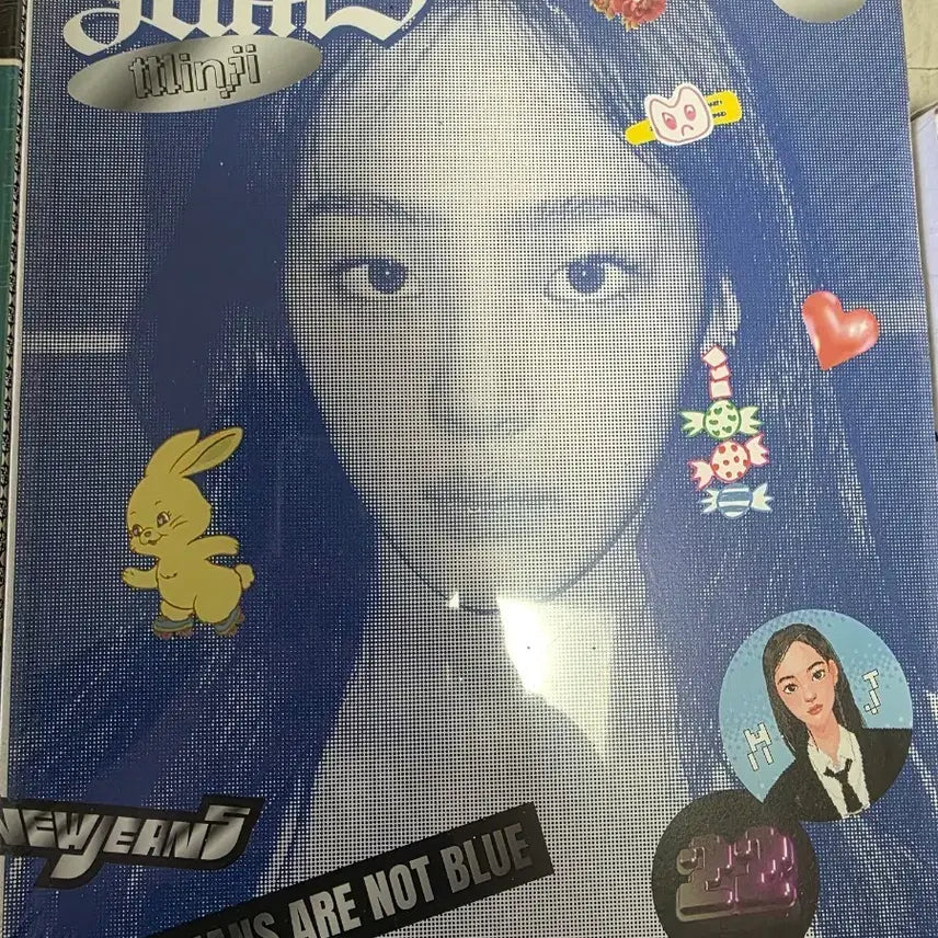 [BUNJANG] NewJeans Minji Blue Book Sealed / 뉴진스 민지 블루북 미개봉