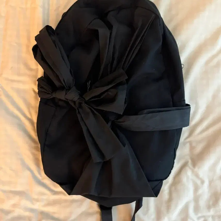 [BUNJANG] Iuga Caras Nylon Knot Backpack / 이우가마카라스 나일론 매듭 백팩 가방