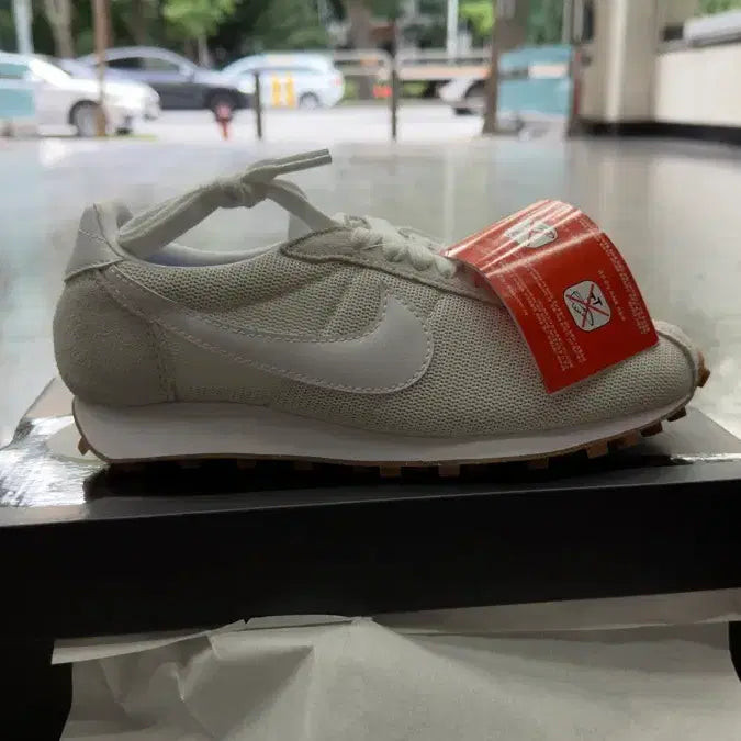[BUNJANG] Nike Women's LD-1000 Cortez Sneakers (240) / 나이키 우먼  ld-1000 코르테즈 운동화 240