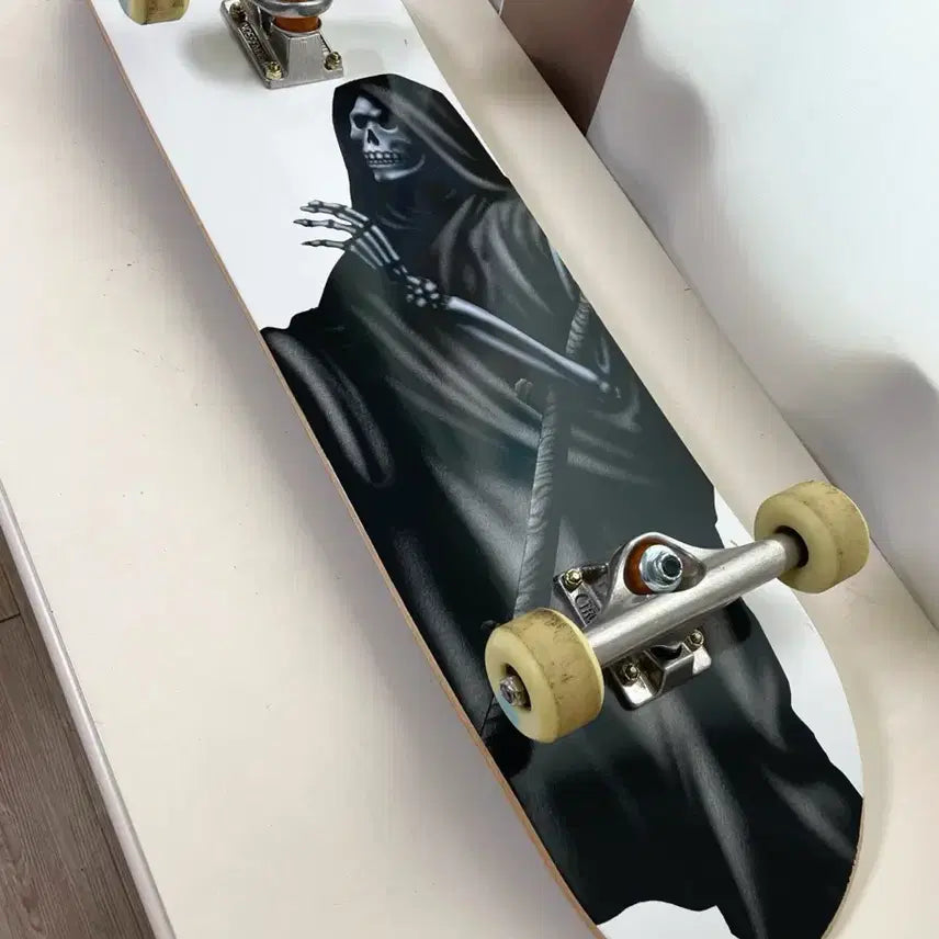 [BUNJANG] Custom 8-inch Skateboard Deck with Independent Trucks, Wayward Wheels, and Bones Bearings / 전문보드샵 8인치 트릭용 풀커스텀 스케이트보드