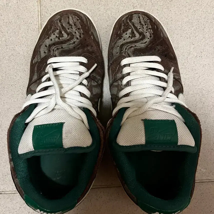 [BUNJANG] Nike SB Dunk Low Coffee Lovers / [265] 나이키 SB 덩크 커피 러버스 coffee lovers (스타벅스)