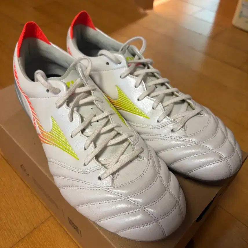 [BUNJANG] Mizuno Morelia Neo 5 Elite AG Soccer Cleats / 미즈노 모렐리아 네오5 엘리트 AG