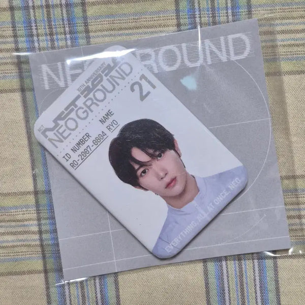 [BUNJANG] NCT WISH Neo Ground Ryo ID Can Badge / NCT WISH 네오 그라운드 ID 캔뱃지 료 neo ground