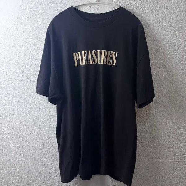 [BUNJANG] PLEASURES Logo T-Shirt / PLEASURES 플레져스 로고 반팔티셔츠