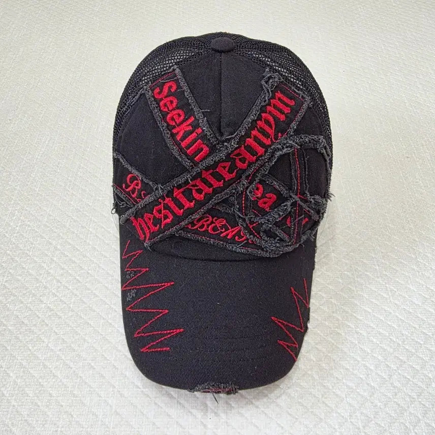 [BUNJANG] F/Y2K Vintage Rock Chic Red Embroidery Mesh Ball Cap / [프립]F/Y2K 빈티지 락시크 레드 자수 메쉬 볼캡