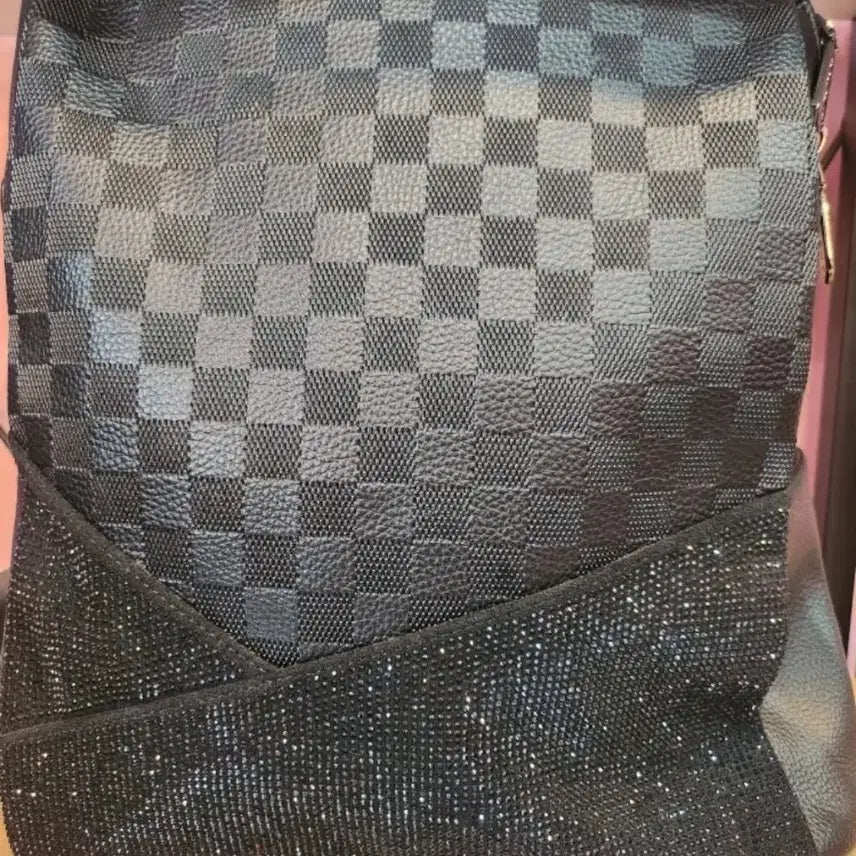 [BUNJANG] Checkerboard Pattern Luxury Backpack - Black / 체커보드 패턴 럭셔리 백팩 블랙.새상품.