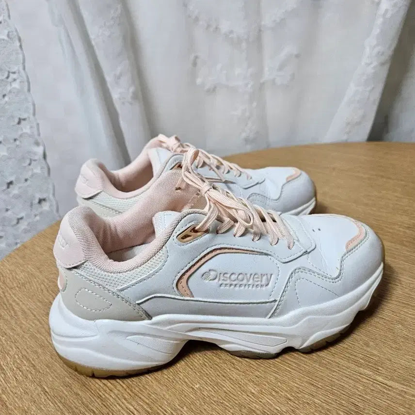 [BUNJANG] Discovery Sneakers / 디스커버리 운동화 235