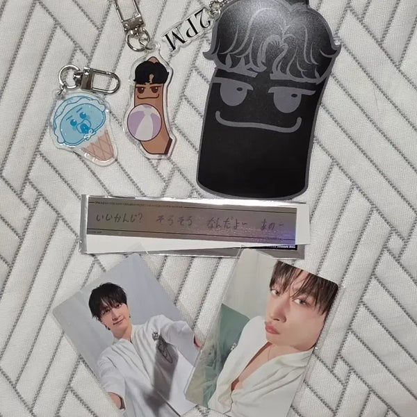 [BUNJANG] 2PM Junho The Return Goods Bundle Set - Keyring & Photocard / 2PM 찬성 더리턴 굿즈 키링 포토카드 일괄