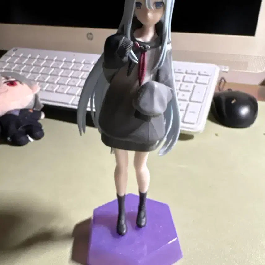 [BUNJANG] Kanade Yoisaki Figure / 요이사키 카나데 피규어