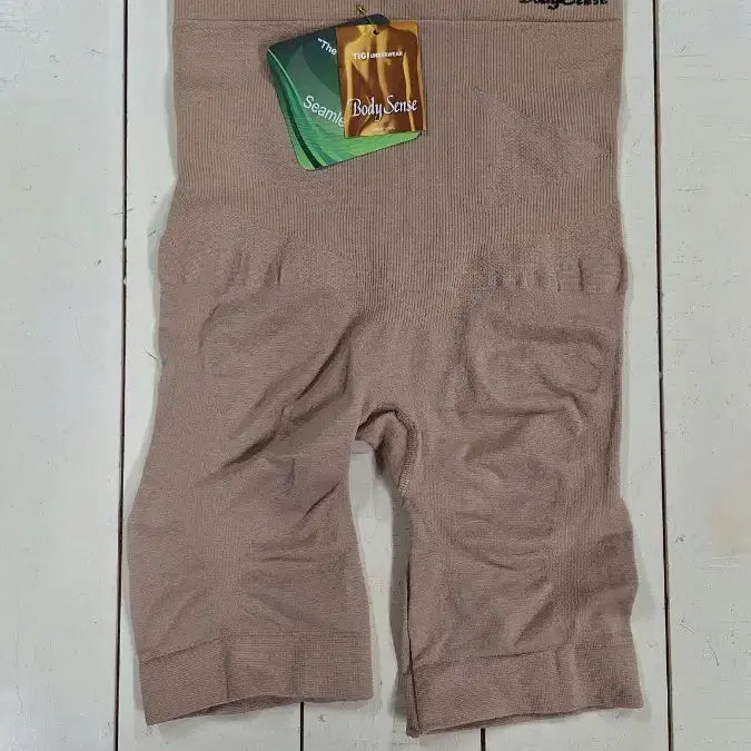 [BUNJANG] TIGI Body Sense Seamless Square Briefs - Beige, Free Size / 새상품 국산 무봉제 사각 거들 free 베이지 TIGI