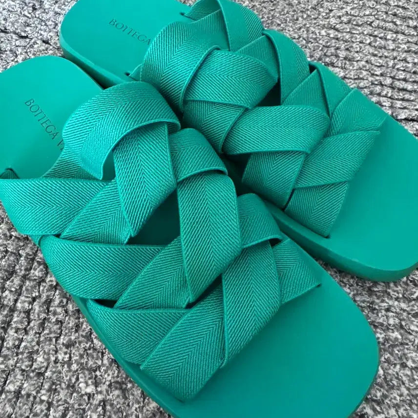 [BUNJANG] Bottega Veneta Slippers Size 43 / 보테가 베네타 슬리퍼