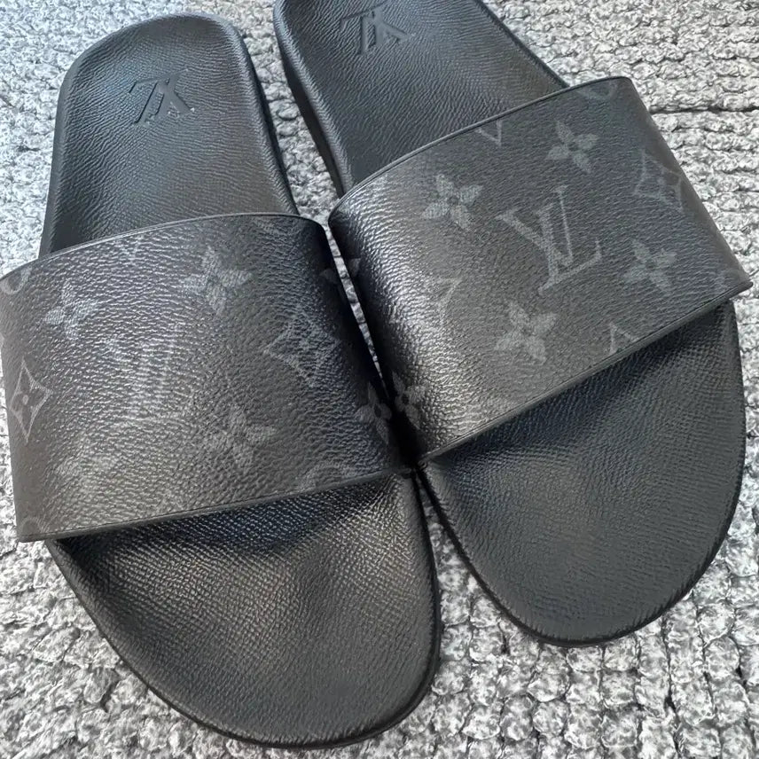 [BUNJANG] Louis Vuitton Slides / 루이비통 슬리퍼