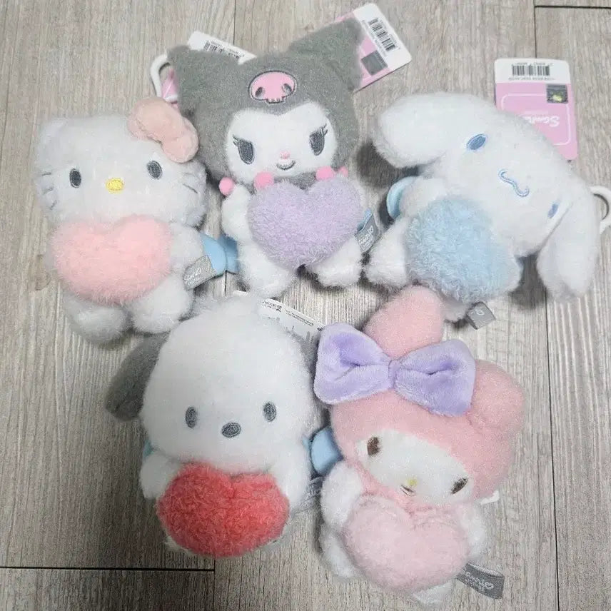 [BUNJANG] Sanrio Plush Keychain (Heart Angel) / 산리오 봉제인형 키링 (하트 엔젤)